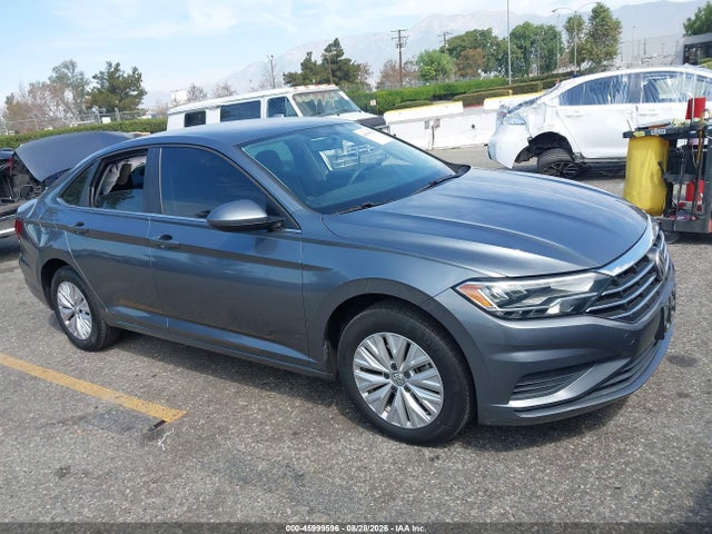 Продаж на аукціоні авто 2019 Volkswagen Jetta 1.4t R-line/1.4t S/1.4t Se, vin: 3VWC57BU3KM216994, номер лоту: 45999596