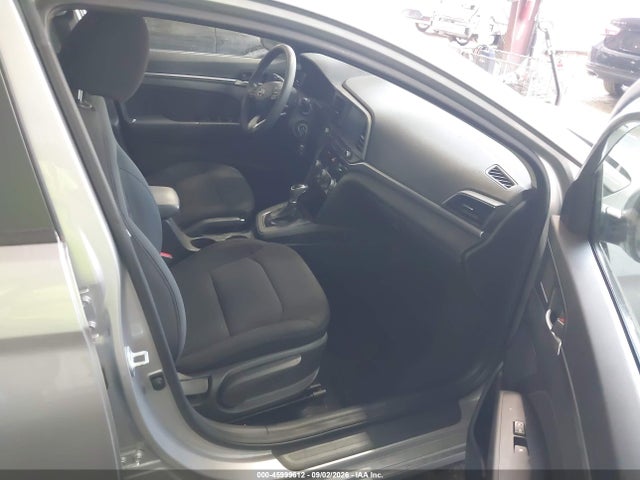 Продаж на аукціоні авто 2020 Hyundai Elantra Sel, vin: 5NPD84LF2LH567111, номер лоту: 45999612