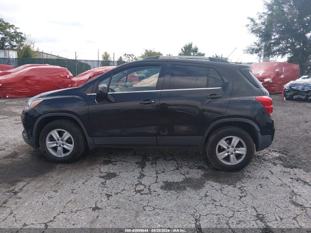 2017 Chevrolet Trax Lt მანქანა იყიდება აუქციონზე, vin: 3GNCJPSB8HL143673, აუქციონის ნომერი: 45999644