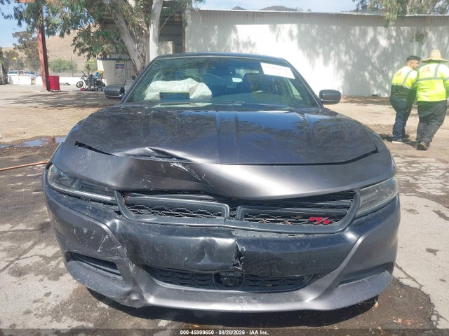 45999650 :رقم المزاد ، 2C3CDXCT3FH919032 vin ، 2015 Dodge Charger Road/track مزاد بيع
