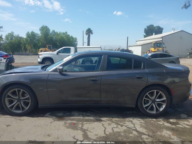 45999650 :رقم المزاد ، 2C3CDXCT3FH919032 vin ، 2015 Dodge Charger Road/track مزاد بيع
