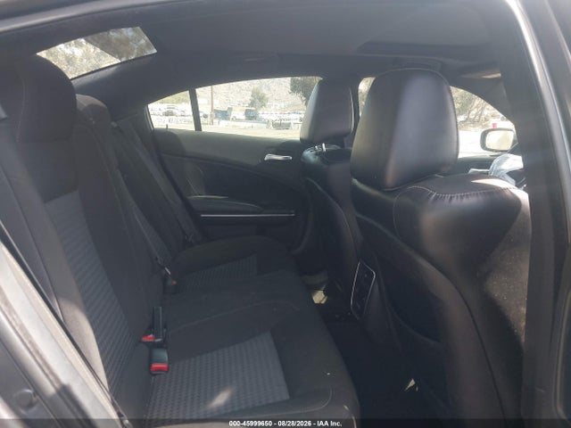 45999650 :رقم المزاد ، 2C3CDXCT3FH919032 vin ، 2015 Dodge Charger Road/track مزاد بيع