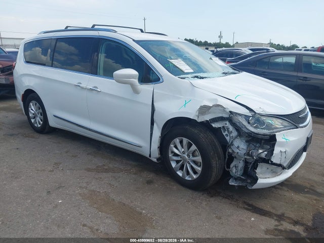 Aukcja sprzedaży 2019 Chrysler Pacifica Touring L, vin: 2C4RC1BG4KR680797, numer aukcji: 45999652