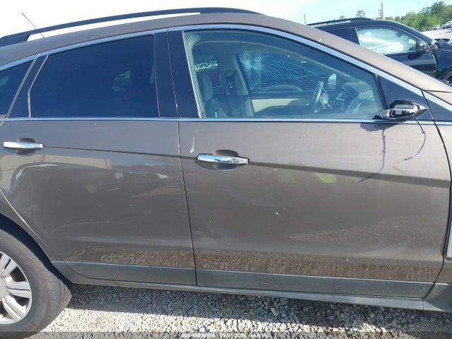 3GYFNAE32FS607758 Cadillac Srx Standard
