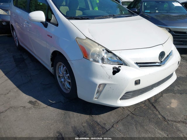 45999694 :رقم المزاد ، JTDZN3EU8D3244831 vin ، 2013 Toyota Prius V Three مزاد بيع