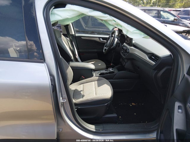 Продажа на аукционе авто 2021 Ford Escape Se, vin: 1FMCU9G62MUA07736, номер лота: 45999700