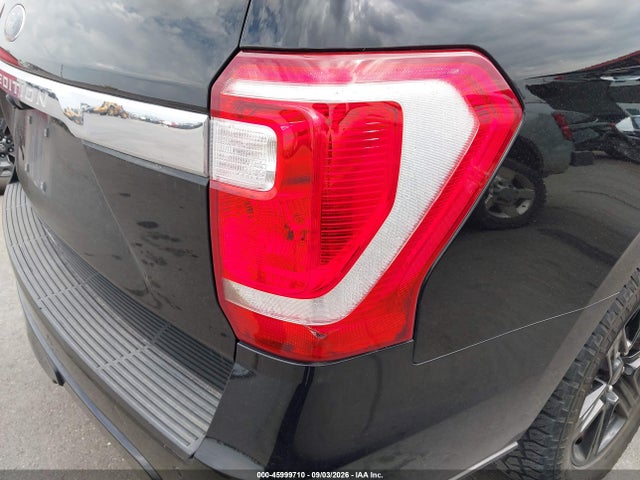 1FMJU1HT8MEA46662 Ford Expedition Xlt