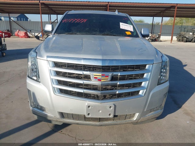 Продаж на аукціоні авто 2018 Cadillac Escalade Luxury, vin: 1GYS3BKJ9JR323679, номер лоту: 45999771
