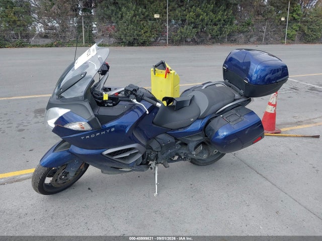 Triumph Motorcycle Trophy Se 2017 SMTH02XKXHJ790615 Image 13