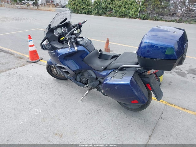 Triumph Motorcycle Trophy Se 2017 SMTH02XKXHJ790615 Image 3