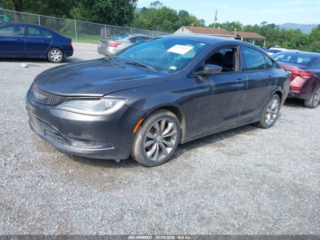 45999841 :رقم المزاد ، 1C3CCCBG5FN569782 vin ، 2015 Chrysler 200 S مزاد بيع