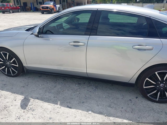 45999845 :رقم المزاد ، 1HGCY2F86RA029770 vin ، 2024 Honda Accord Hybrid Touring مزاد بيع