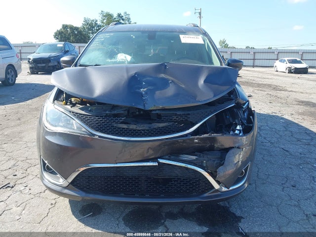 45999846 :رقم المزاد ، 2C4RC1EG6JR289628 vin ، 2018 Chrysler Pacifica Touring L Plus مزاد بيع