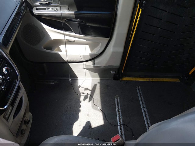 45999895 :رقم المزاد ، 2C7WDGBG7ER384277 vin ، 2014 Dodge Grand Caravan Se مزاد بيع