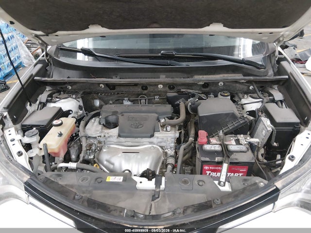 Toyota RAV4 LE 2018 JTMZFREV5JJ188573 Image 10