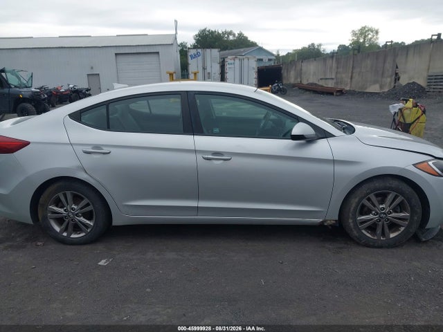 2018 Hyundai Elantra Sel მანქანა იყიდება აუქციონზე, vin: KMHD84LF8JU442578, აუქციონის ნომერი: 45999928