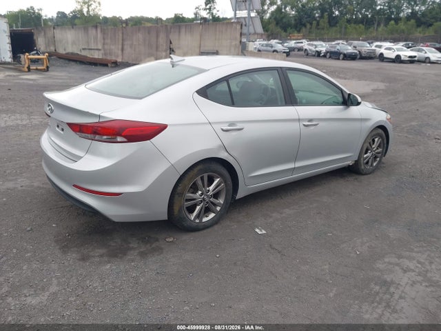 2018 Hyundai Elantra Sel მანქანა იყიდება აუქციონზე, vin: KMHD84LF8JU442578, აუქციონის ნომერი: 45999928