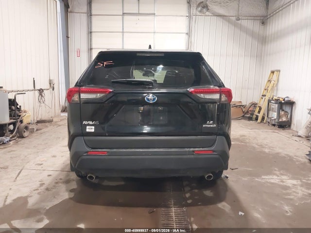2022 Toyota Rav4 Hybrid Le მანქანა იყიდება აუქციონზე, vin: JTMMWRFV7ND140716, აუქციონის ნომერი: 45999937