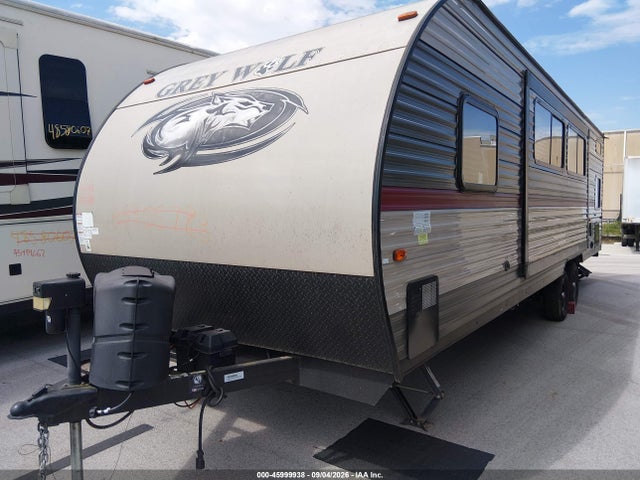 Продаж на аукціоні авто 2018 Forest River Cherokee Grey Wolf 26dbh Travel Trailer, vin: 4X4TCKB26JK050139, номер лоту: 45999938