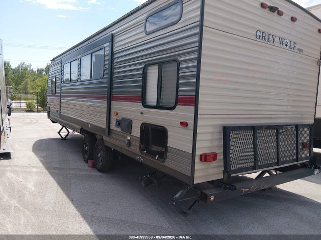 Продаж на аукціоні авто 2018 Forest River Cherokee Grey Wolf 26dbh Travel Trailer, vin: 4X4TCKB26JK050139, номер лоту: 45999938