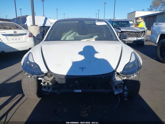45999940 :رقم المزاد ، 5YJ3E1EB4MF879010 vin ، 2021 Tesla Model 3 Long Range Dual Motor All-wheel Drive مزاد بيع