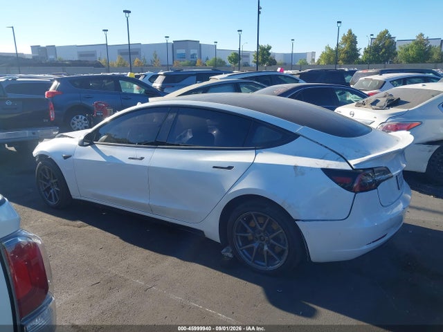 45999940 :رقم المزاد ، 5YJ3E1EB4MF879010 vin ، 2021 Tesla Model 3 Long Range Dual Motor All-wheel Drive مزاد بيع
