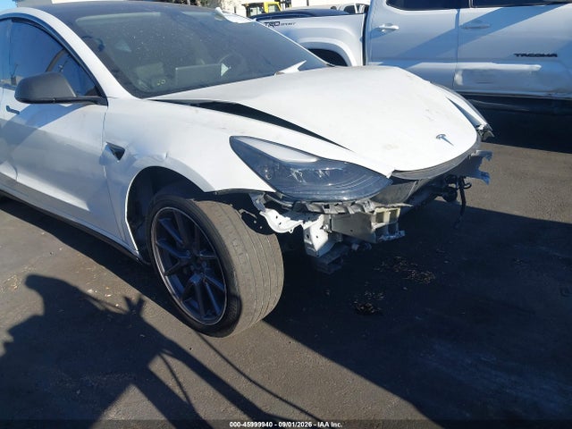 45999940 :رقم المزاد ، 5YJ3E1EB4MF879010 vin ، 2021 Tesla Model 3 Long Range Dual Motor All-wheel Drive مزاد بيع