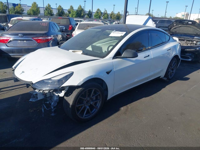 45999940 :رقم المزاد ، 5YJ3E1EB4MF879010 vin ، 2021 Tesla Model 3 Long Range Dual Motor All-wheel Drive مزاد بيع
