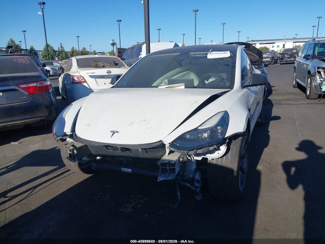 45999940 :رقم المزاد ، 5YJ3E1EB4MF879010 vin ، 2021 Tesla Model 3 Long Range Dual Motor All-wheel Drive مزاد بيع