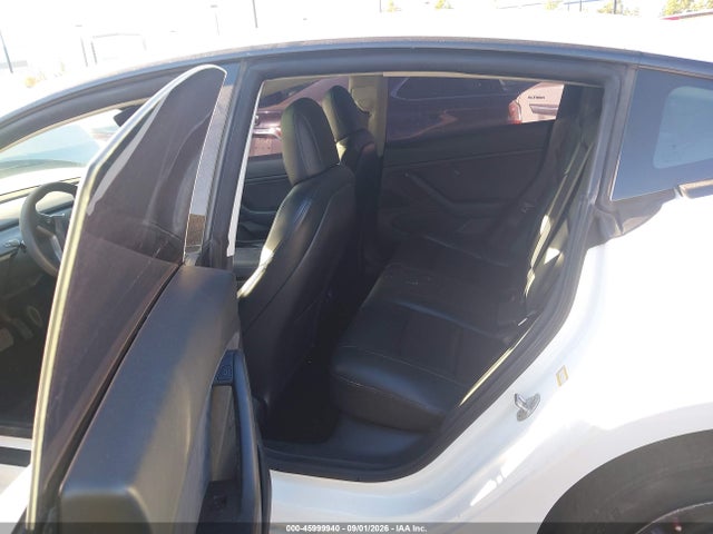 45999940 :رقم المزاد ، 5YJ3E1EB4MF879010 vin ، 2021 Tesla Model 3 Long Range Dual Motor All-wheel Drive مزاد بيع