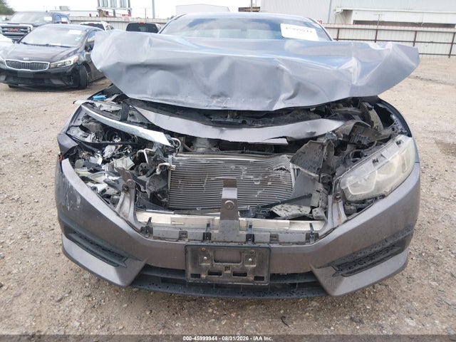 45999944 :رقم المزاد ، 2HGFC2F53JH601188 vin ، 2018 Honda Civic Lx مزاد بيع