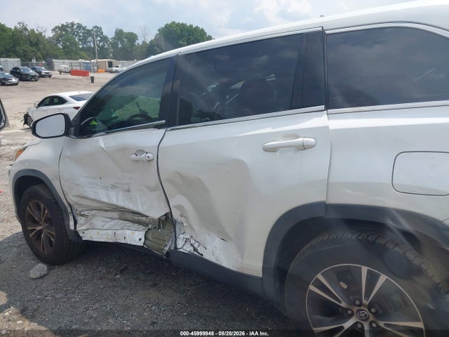 Aukcja sprzedaży 2019 Toyota Highlander Le, vin: 5TDZZRFH1KS360103, numer aukcji: 45999948