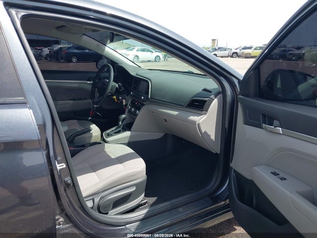 45999961 :رقم المزاد ، 5NPD84LF3LH562113 vin ، 2020 Hyundai Elantra Sel مزاد بيع
