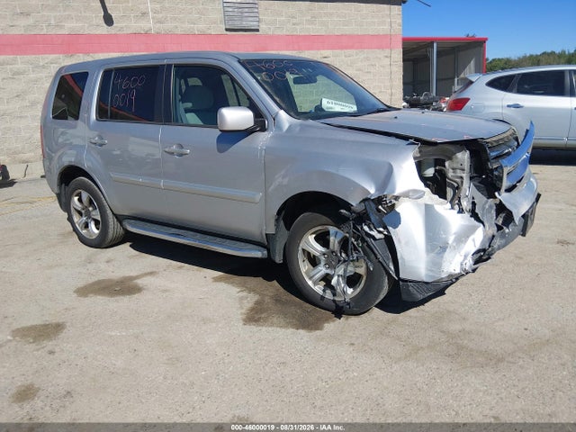 46000019 :رقم المزاد ، 5FNYF4H47FB050968 vin ، 2015 Honda Pilot Ex مزاد بيع