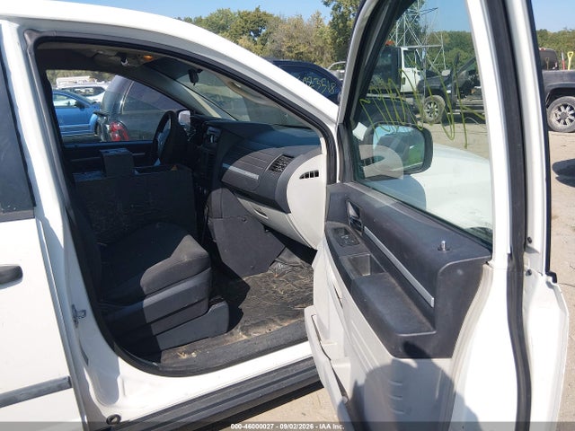 Продажа на аукционе авто 2009 Dodge Grand Caravan Cv, vin: 2D8HN11E39R621502, номер лота: 46000027