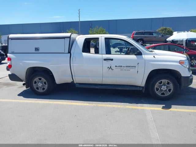 Продаж на аукціоні авто 2016 Toyota Tundra Sr 4.6l V8, vin: 5TFRM5F10GX098683, номер лоту: 46000043