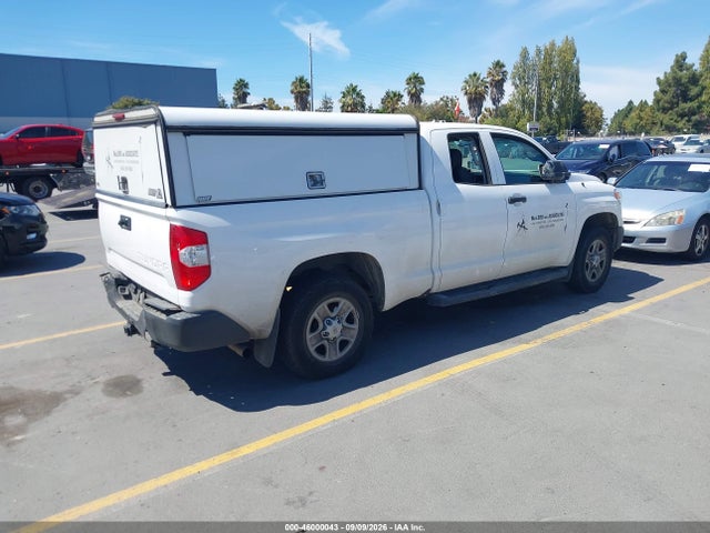 Продаж на аукціоні авто 2016 Toyota Tundra Sr 4.6l V8, vin: 5TFRM5F10GX098683, номер лоту: 46000043