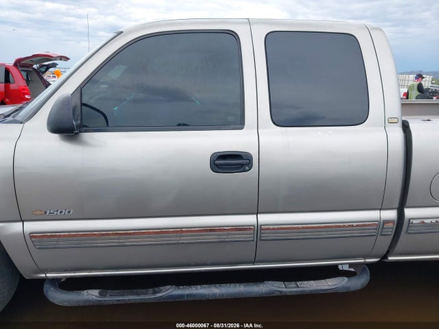 Продаж на аукціоні авто 2002 Chevrolet Silverado 1500, vin: 2GCEC19T121268157, номер лоту: 46000067