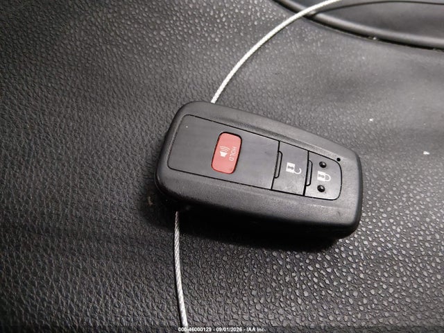 Продажа на аукционе авто 2017 Toyota Prius Four, vin: JTDKARFU6H3047533, номер лота: 46000129