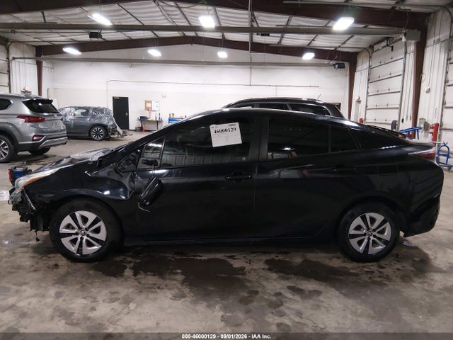 Продажа на аукционе авто 2017 Toyota Prius Four, vin: JTDKARFU6H3047533, номер лота: 46000129