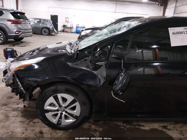 Продажа на аукционе авто 2017 Toyota Prius Four, vin: JTDKARFU6H3047533, номер лота: 46000129