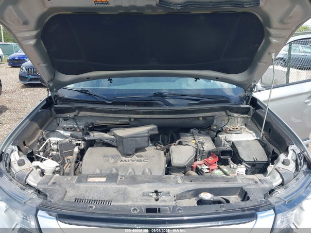 Продаж на аукціоні авто 2018 Mitsubishi Outlander Es, vin: JA4AZ3A36JZ057508, номер лоту: 46000190