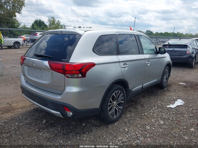 Продаж на аукціоні авто 2018 Mitsubishi Outlander Es, vin: JA4AZ3A36JZ057508, номер лоту: 46000190
