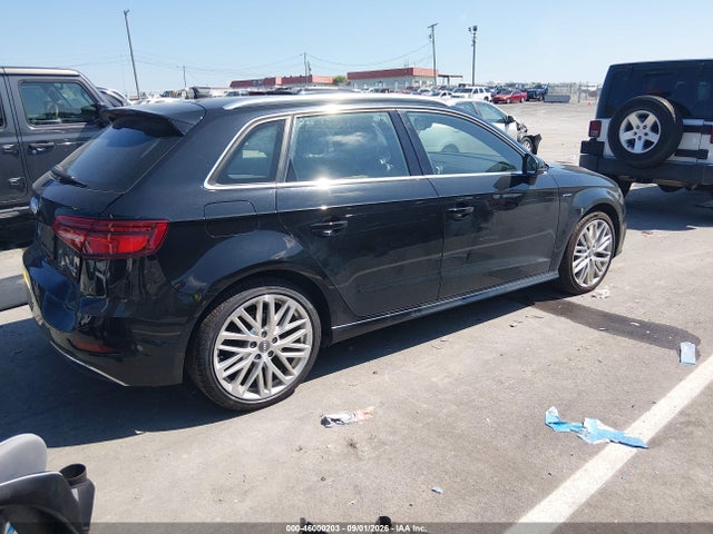 2018 Audi A3 E-tron 1.4t Premium/1.4t Tech Premium მანქანა იყიდება აუქციონზე, vin: WAUTPBFF0JA095510, აუქციონის ნომერი: 46000203