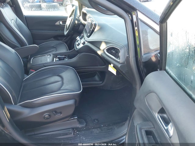 Aukcja sprzedaży 2027 Chrysler Pacifica, vin: 2C4RC1GG0VR568446, numer aukcji: 46000236