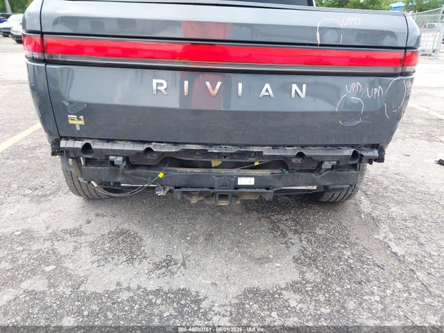 7FCTGAAAXNN006270 Rivian R1t Adventure