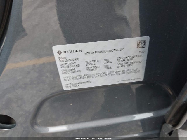 Rivian R1t Adventure 2022 7FCTGAAAXNN006270 Image 9