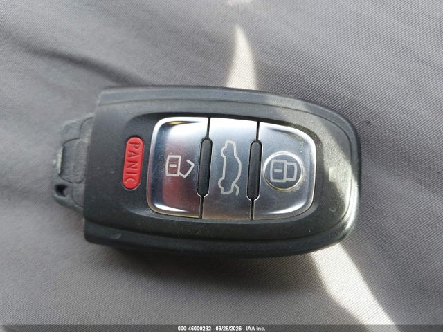 2014 Audi A4 2.0t Premium მანქანა იყიდება აუქციონზე, vin: WAUBFAFL7EN022941, აუქციონის ნომერი: 46000282