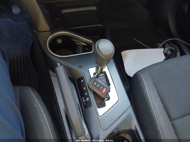 Toyota Rav4 Xle 2017 JTMWFREV0HJ125488 Image 11