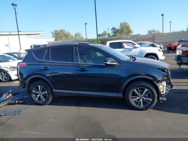 Toyota Rav4 Xle 2017 JTMWFREV0HJ125488 Image 14